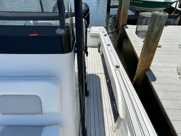 2018 ShearWater 270 Carolina Flare