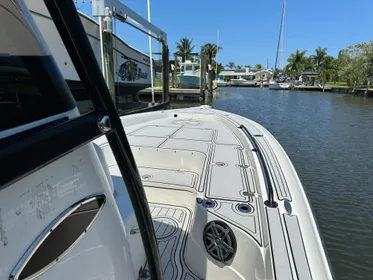 2018 ShearWater 270 Carolina Flare