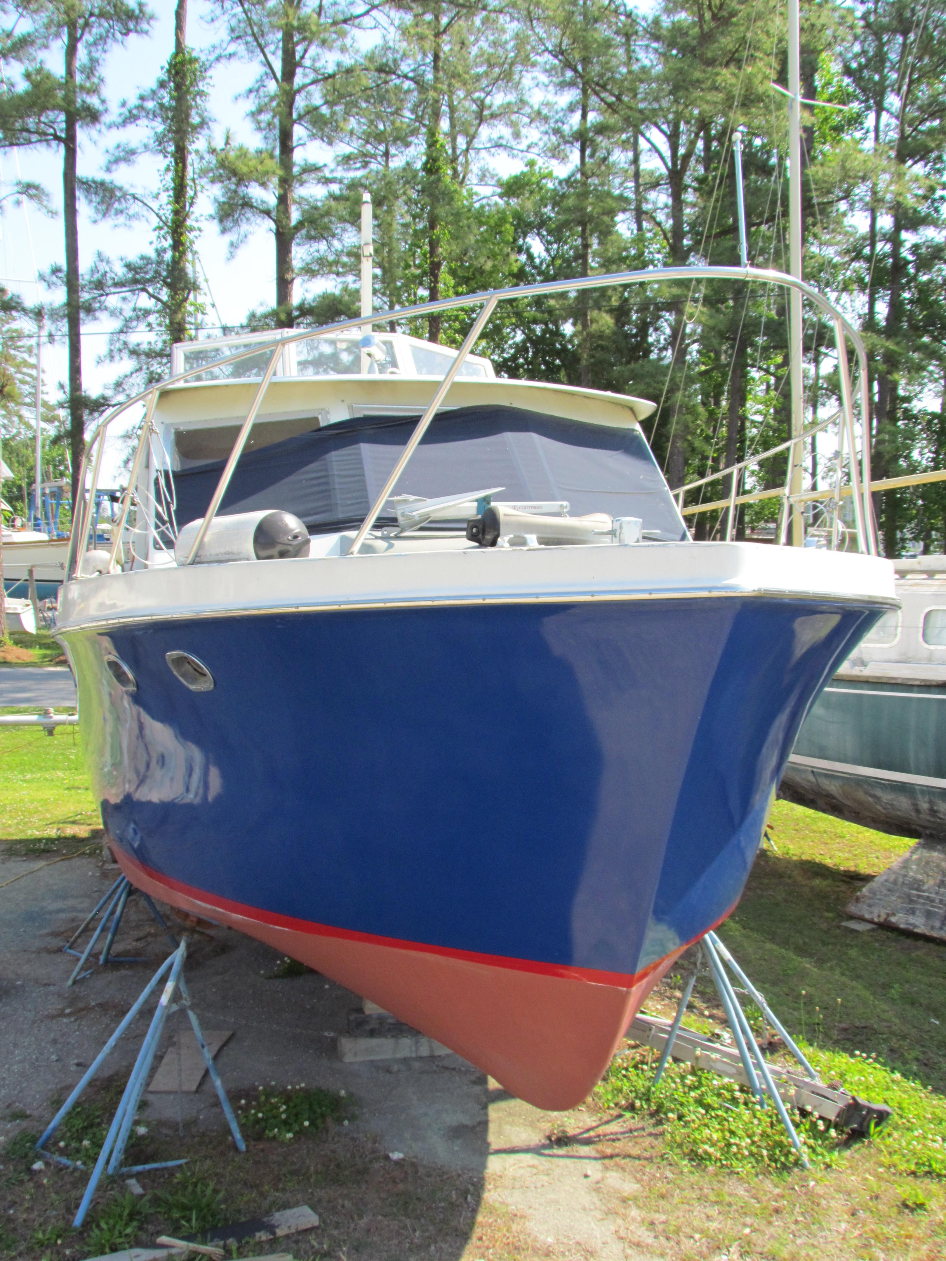 1964 Hatteras Double Cabin