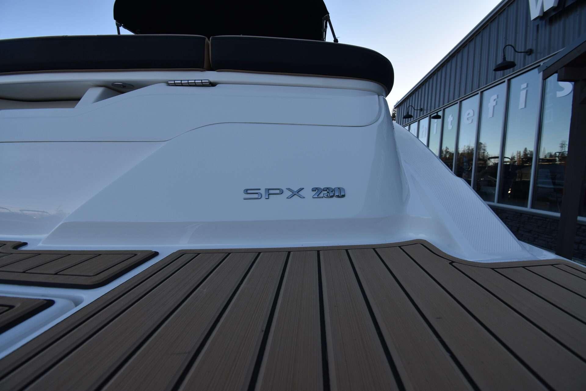 2024 Sea Ray SPX 230