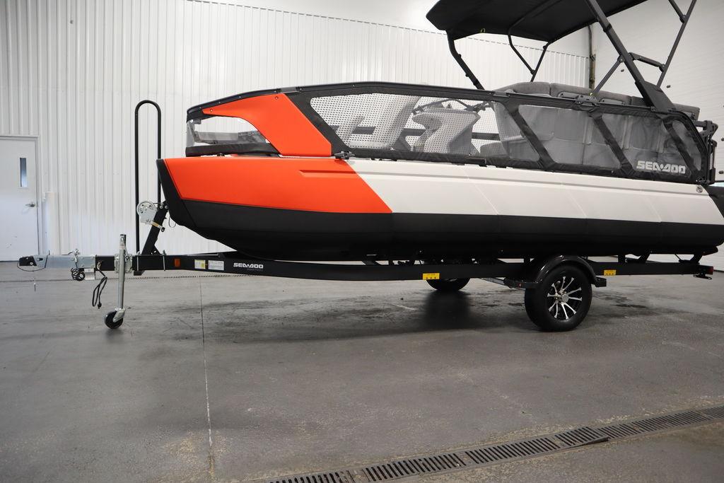2023 Sea-Doo Sport Boats Switch® Sport 21-230 hp