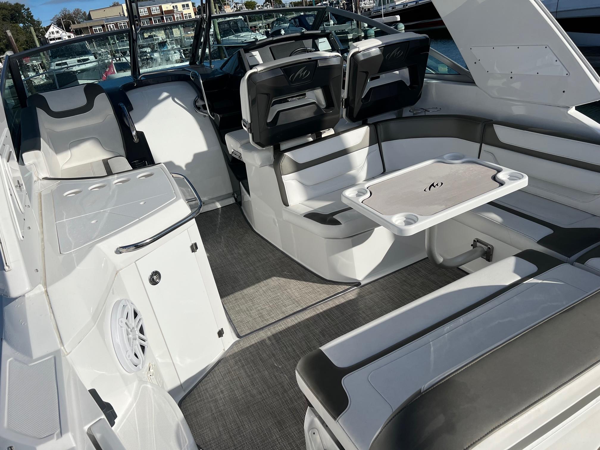 2020 Monterey 355 Sport Yacht