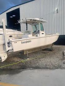 2019 Everglades 273 Center Console