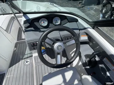 2018 Yamaha Boats AR190