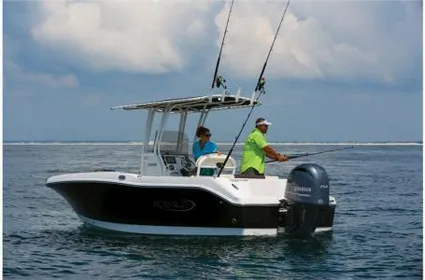 2023 Robalo Explorer R202EX