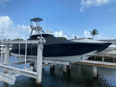 2022 Yellowfin 36 (LOADED!)