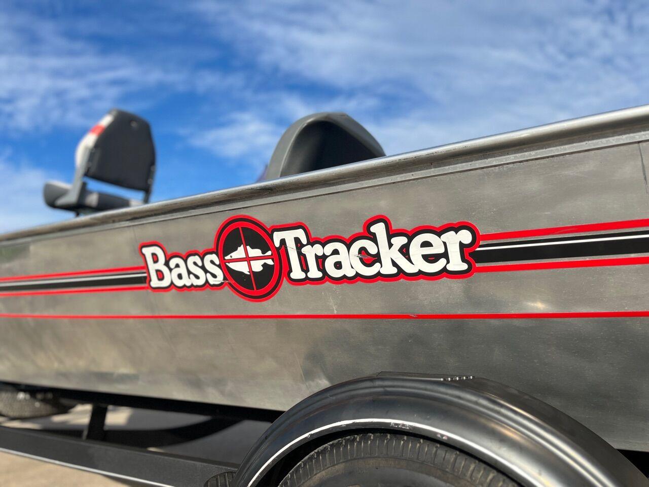 2019 Bass Tracker CLASSIC TYLER 17
