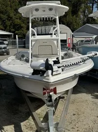 2023 Sea Pro 248 Bay Series