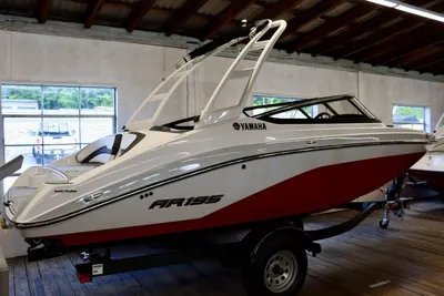 2024 Yamaha Boats AR195