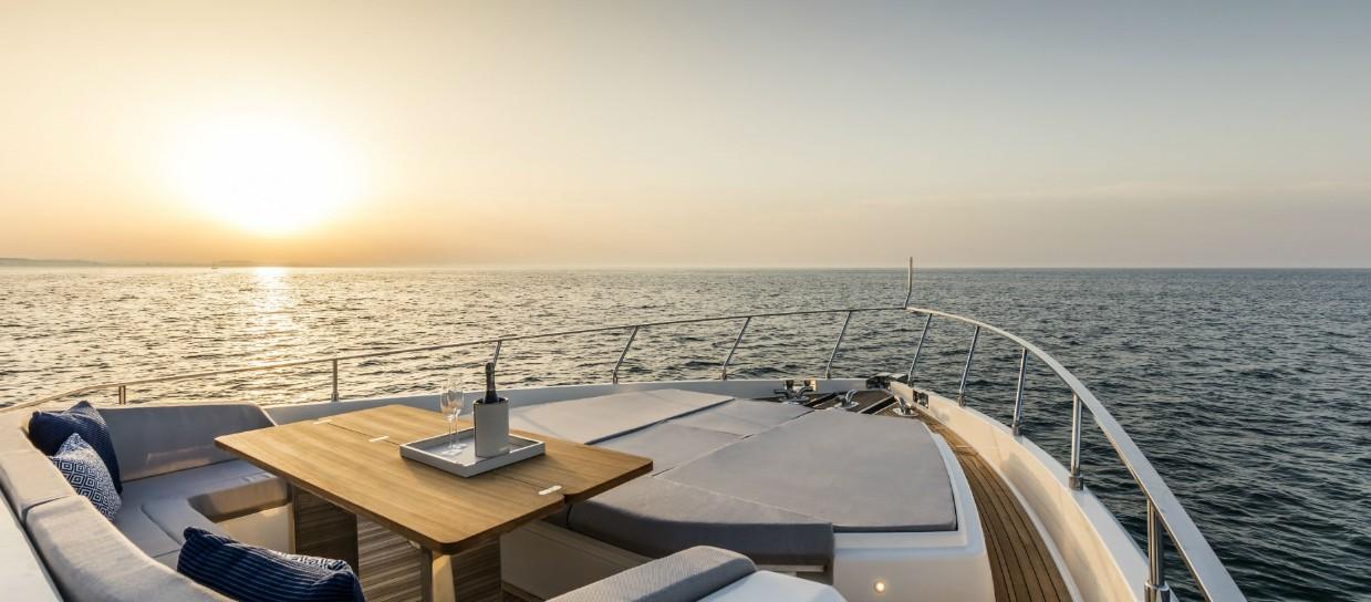 Manufacturer Provided Image: Ferretti Yachts 780 Sunpad
