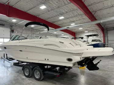 2005 Sea Ray 290 SLX