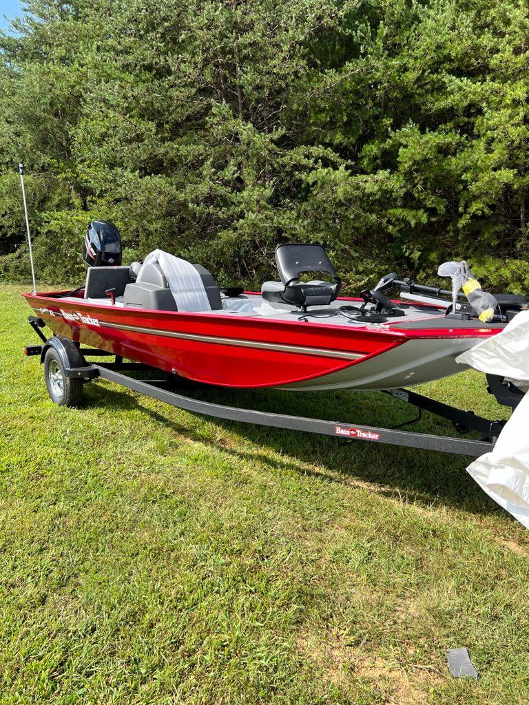 New 2024 Tracker Bass Tracker Classic XL, 37764 Kodak Boat Trader