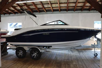 2024 Sea Ray 190SPX