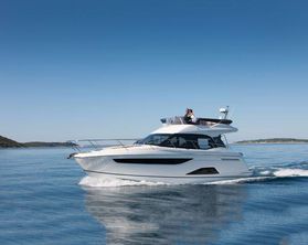 2022 Bavaria R40