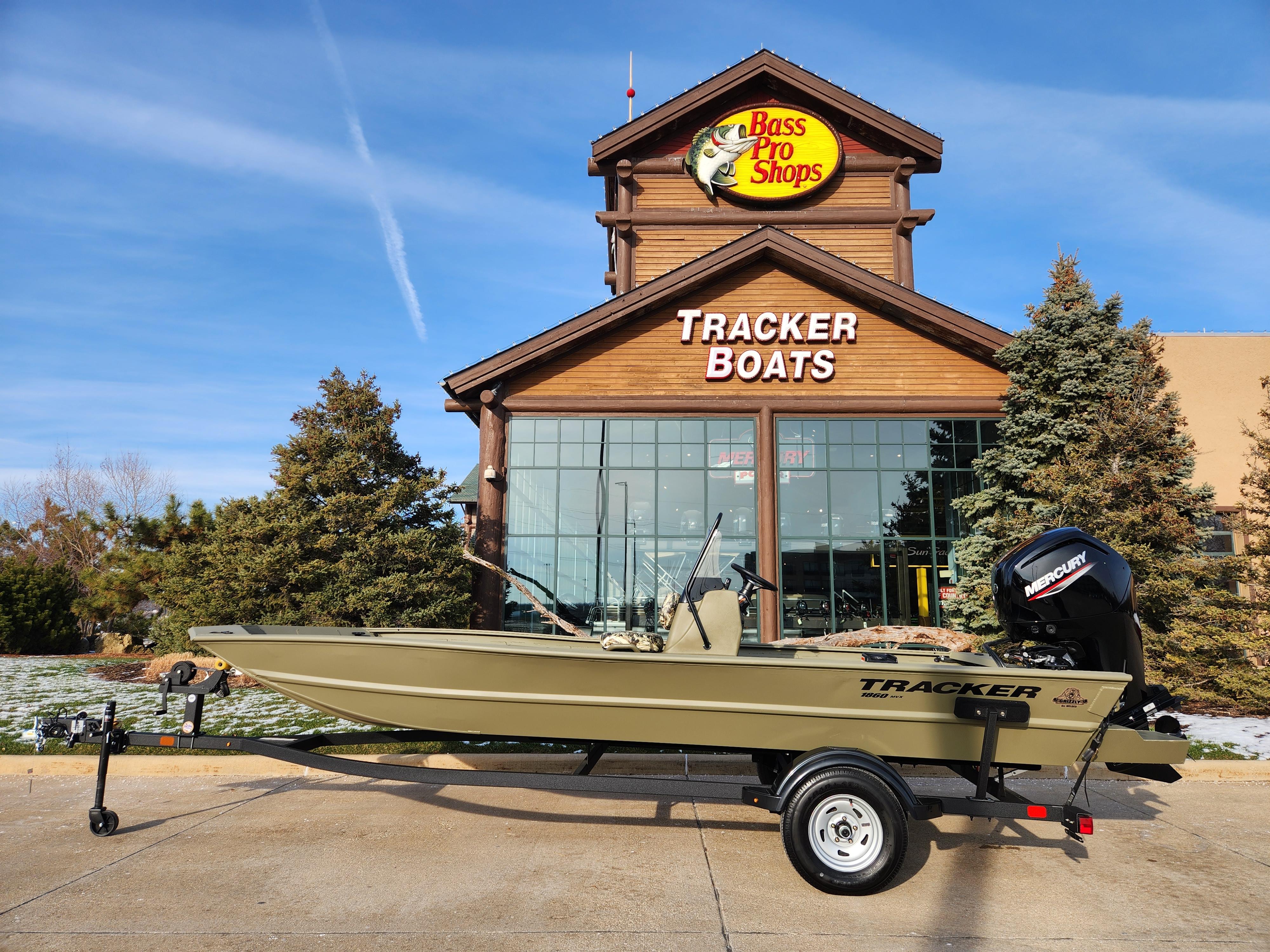 New 2024 Tracker Grizzly 1860 CC, 61611 East Peoria Boat Trader