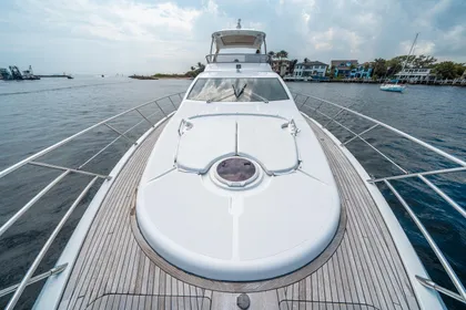 2013 Azimut 64