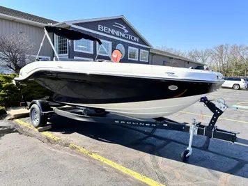 2023 Bayliner DX 2000