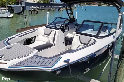 2021 Yamaha Boats 252 SE