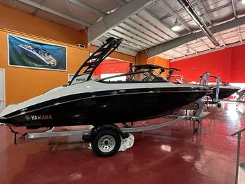 2024 Yamaha Boats 195S