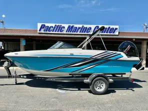 2023 Bayliner VR4 Bowrider - Outboard w/ 150HP Mercury!