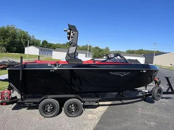 2022 Nautique S21 - Demo w/ Full Warranty