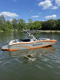 2018 MasterCraft X23