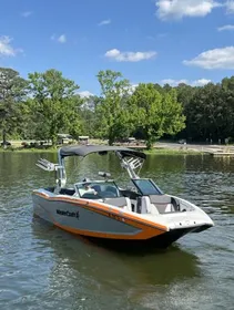 2018 MasterCraft X23