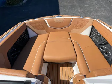 2021 Nautique Super Air G23