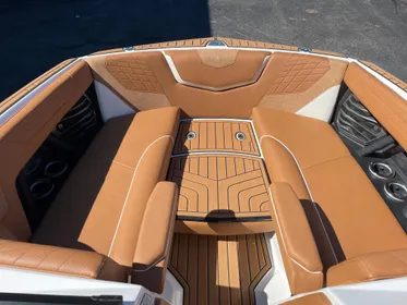 2021 Nautique Super Air G23