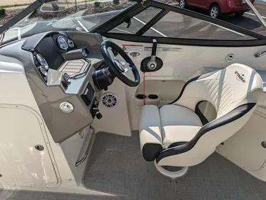 2022 Stingray 250 LR