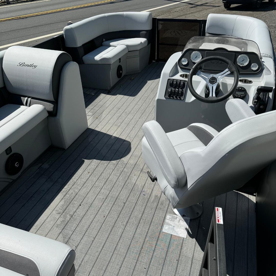 2024 Bentley Pontoons LE 180 Cruise