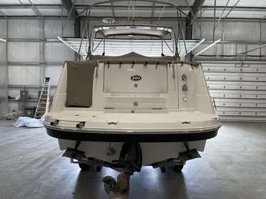 2009 Rinker 280 Express Cruiser