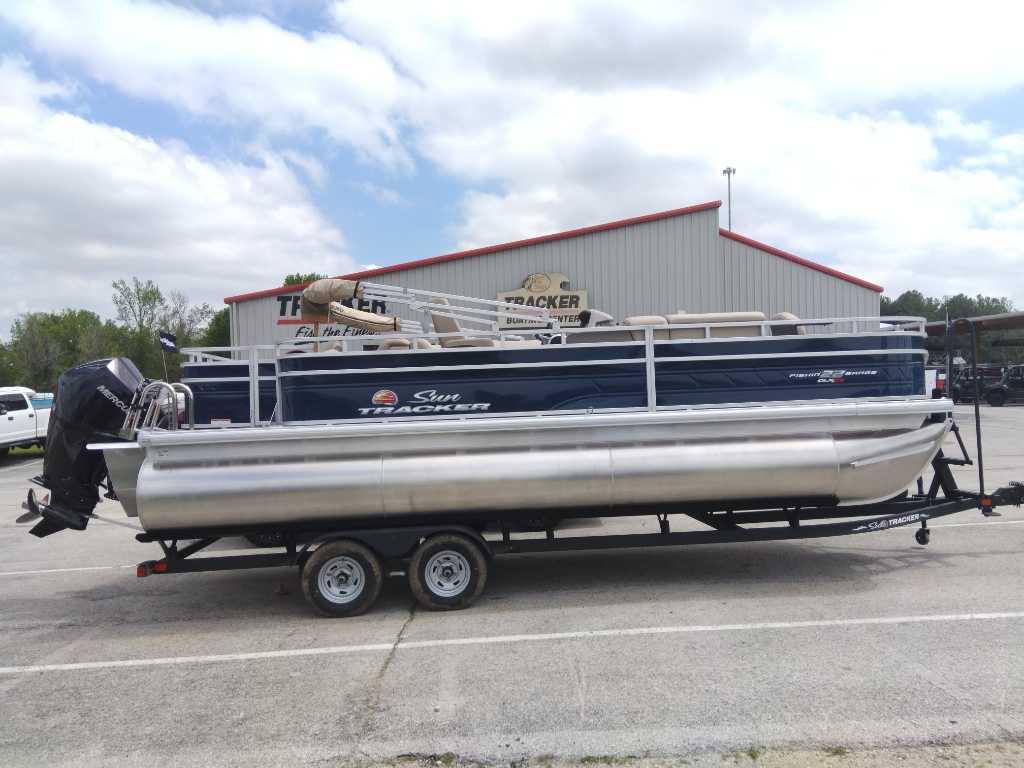 Explore Sun Tracker Fishin Barge 22 Xp3 Boats For Sale - Boat Trader