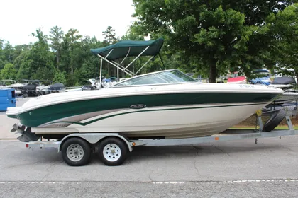 2003 Sea Ray 220 Sundeck