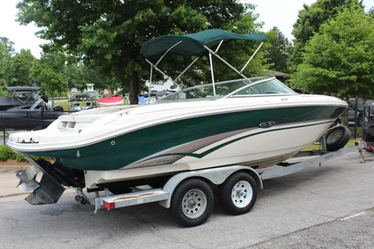 2003 Sea Ray 220 Sundeck