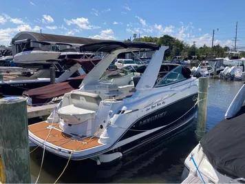 2019 Monterey 295 Sport Yacht