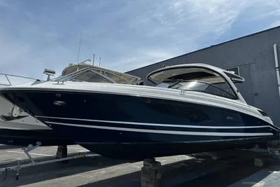 2018 Sea Ray 350 SLX