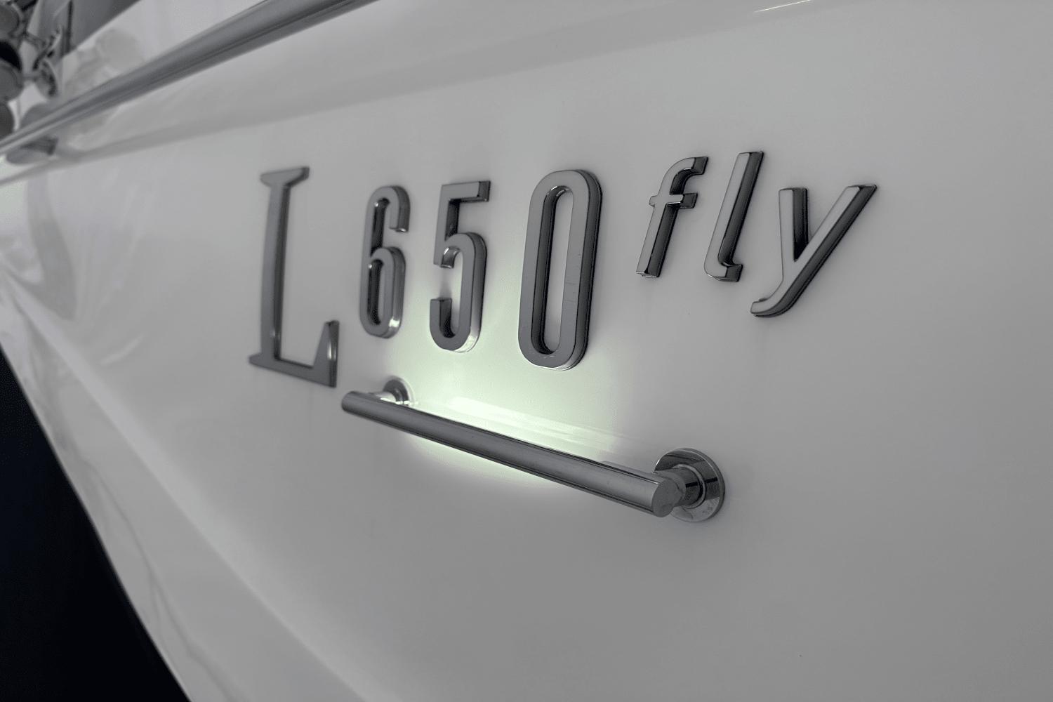 2016 Sea Ray L650 Fly