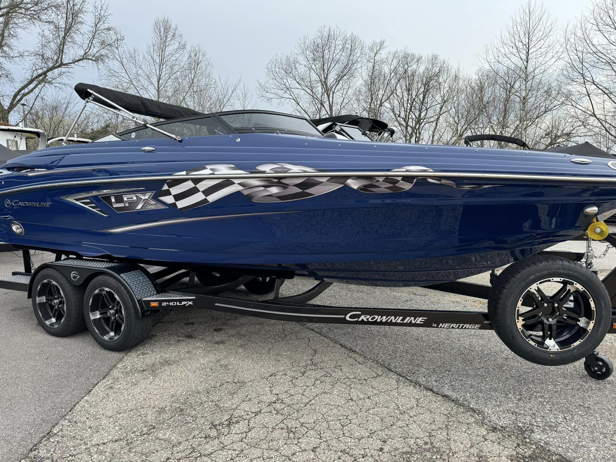 2024 Crownline 240 SS LPX