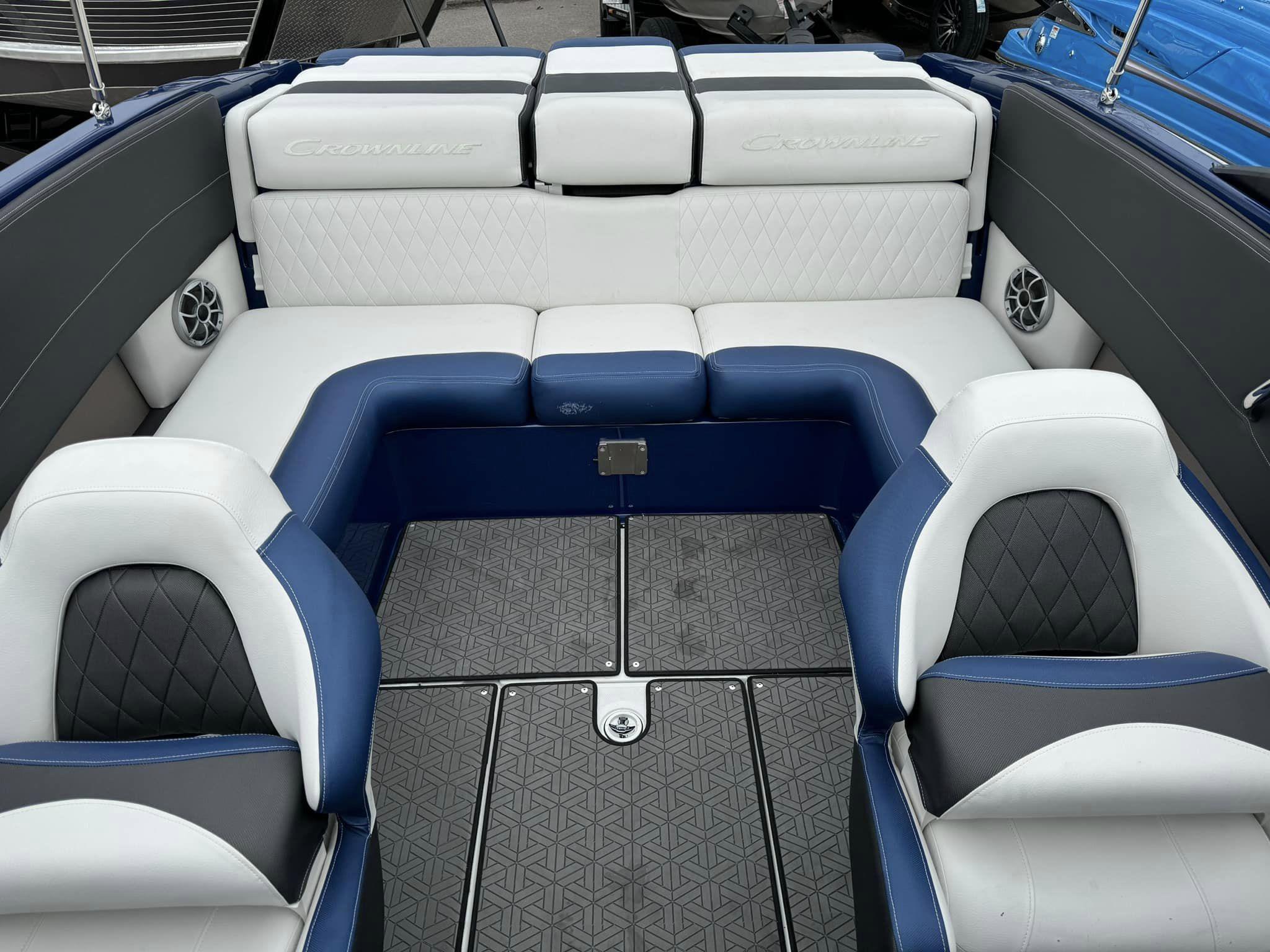 2024 Crownline 240 SS LPX