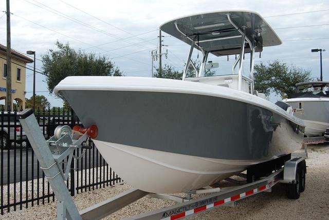 2017 Blue Water Boats Bluewater 2550