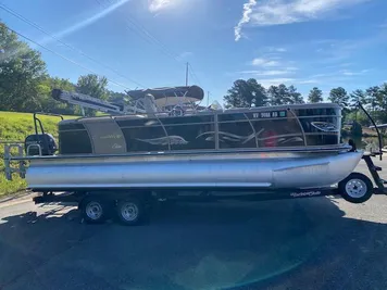 2017 Bentley Pontoons 223 Bentley Elite Admiral