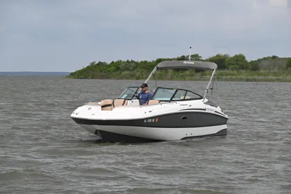 2019 Hurricane SunDeck 2200 DC OB