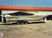 1987 Bonito Boats 38 Seastrike