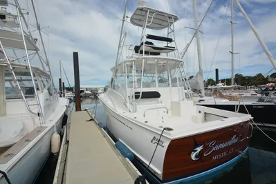 2010 Luhrs 37 IPS Canyon Series