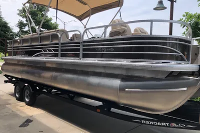 Pontoon boats for sale in Kansas - Boat Trader
