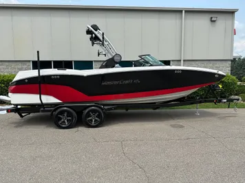 2023 MasterCraft NXT24