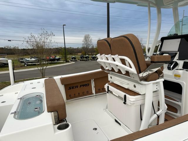 New 2023 Sea Pro 239 Dlx 28560 New Bern Boat Trader