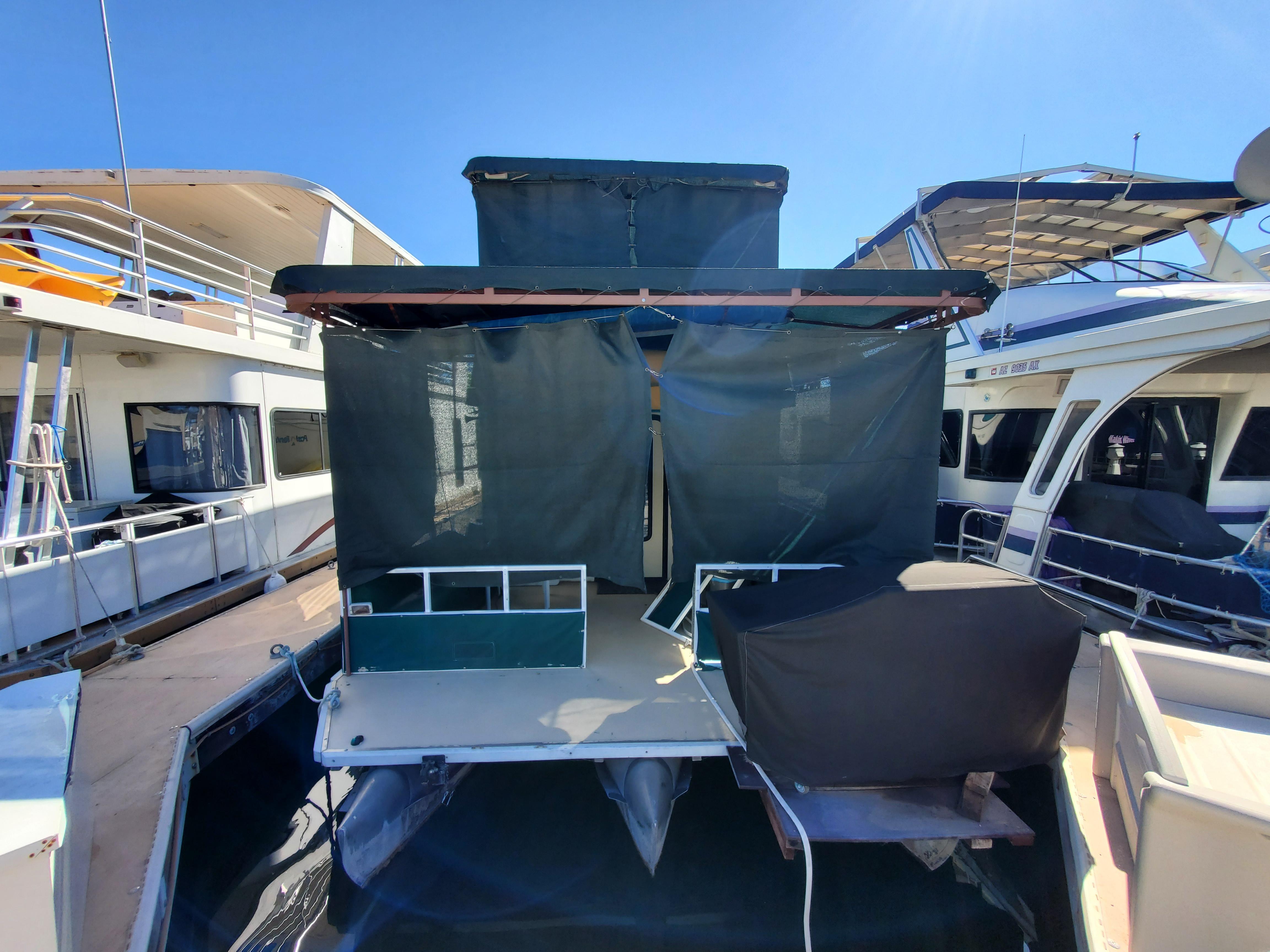1994 Myacht Aluminum Tri-toon houseboat