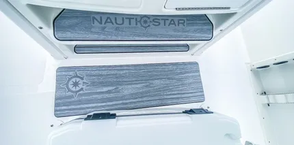 2024 NauticStar 212 Legacy